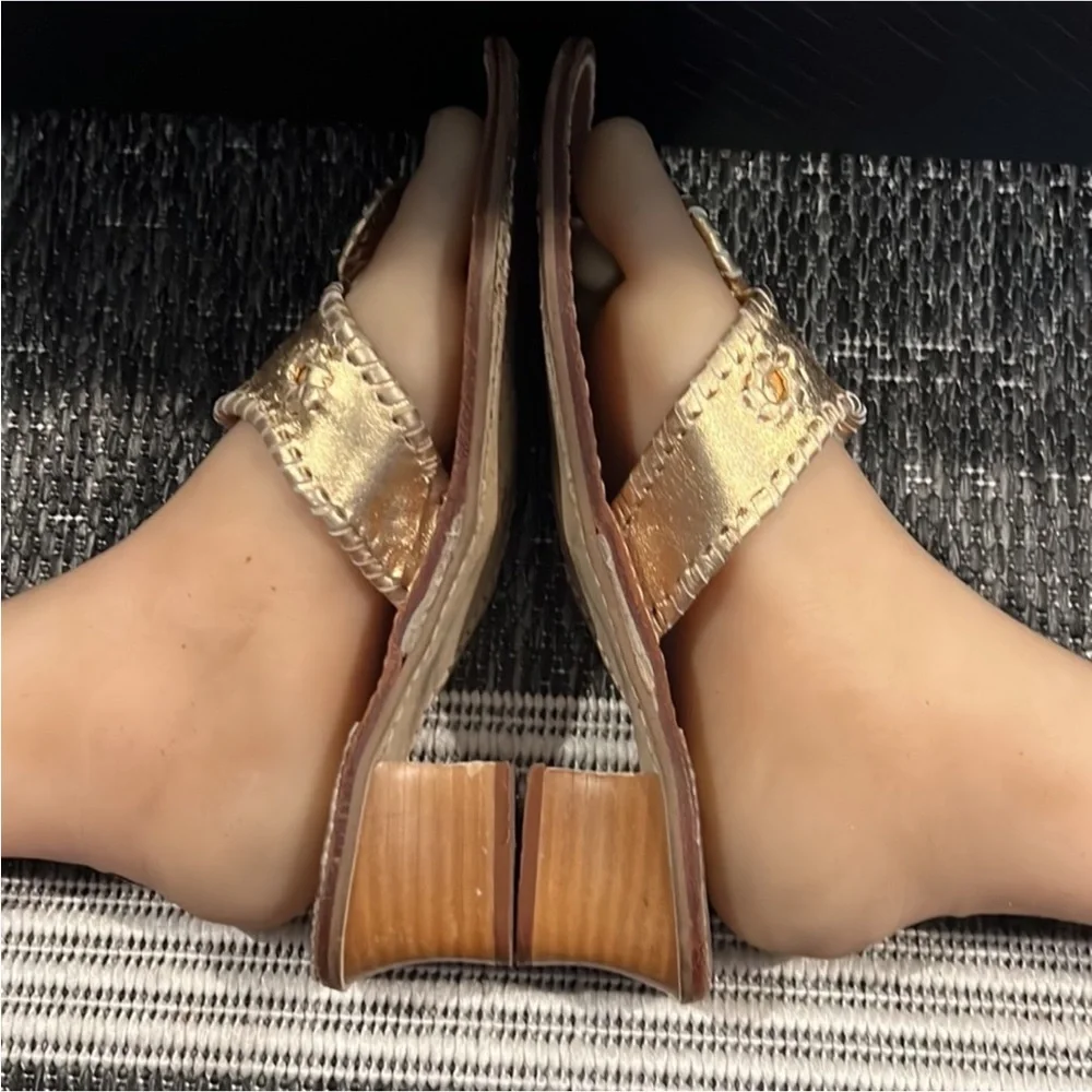 Authentic Jack Rogers signature designer gold leather sandals sz 8